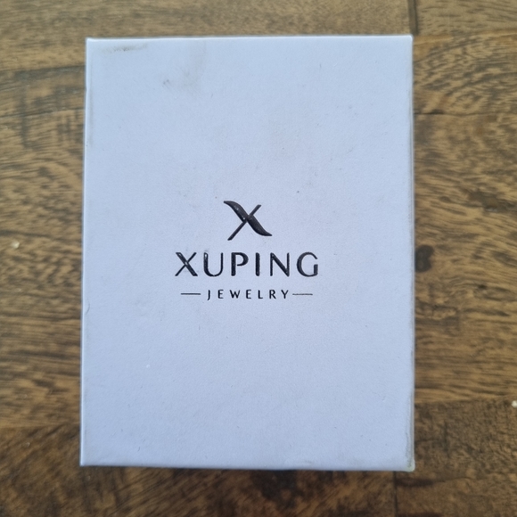 Earrings with Swarovski crystals - Picture 6 of 6